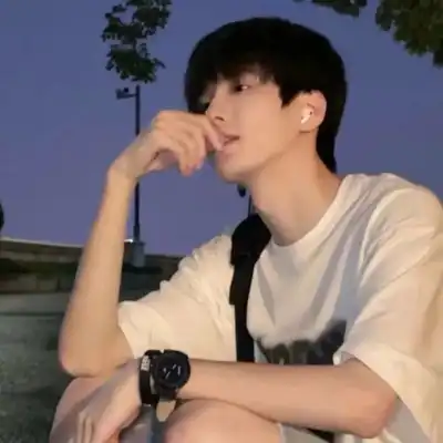 杨春旭